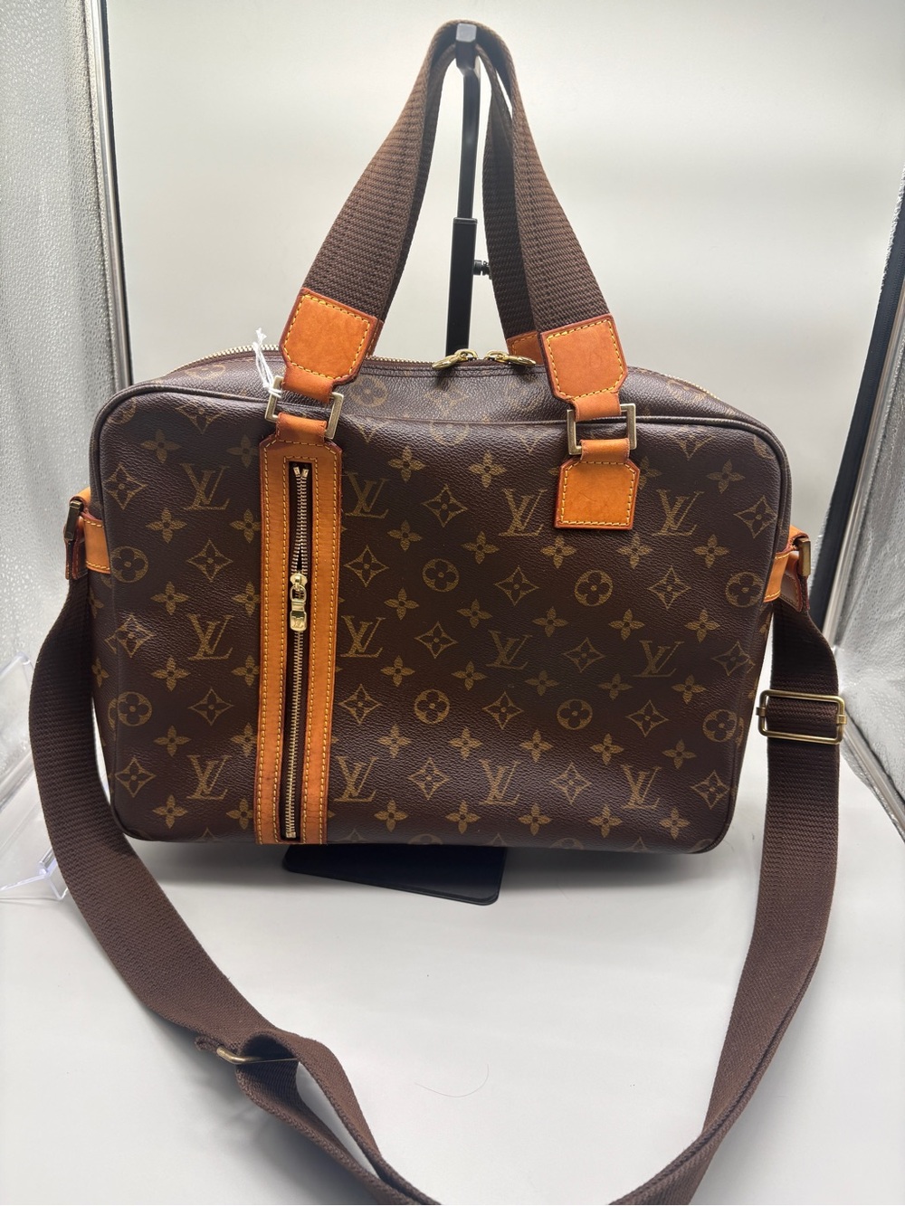 Louis Vuitton Monogram Sac Bosphore M40043 Business Travel Bag